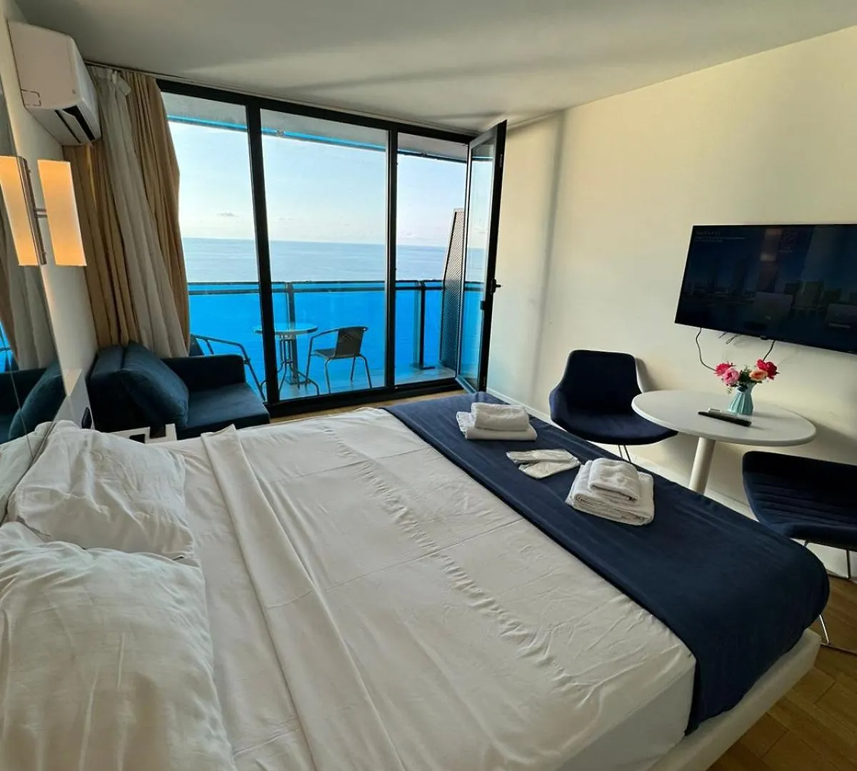 Panorama Beach Aparthotel Batumi